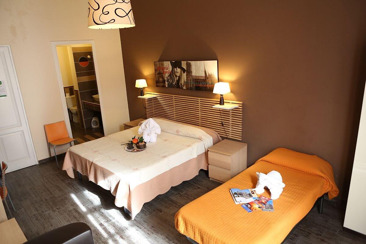 Bed and Breakfast Le 3 B à Catane Extérieur photo